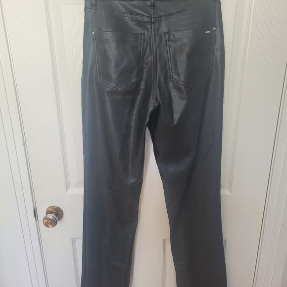 Pants - Picture 2 of 3